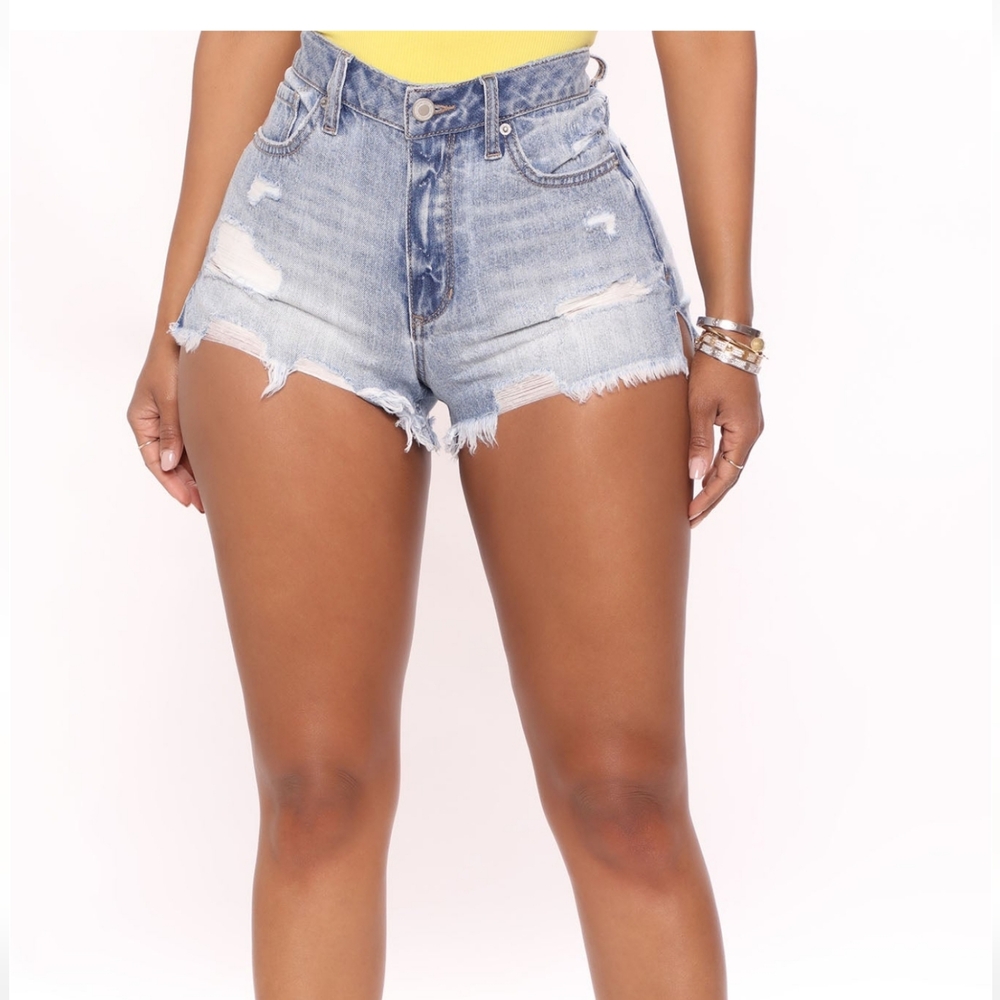 Sold Out! New 'Mind ya business' denim shorts 9